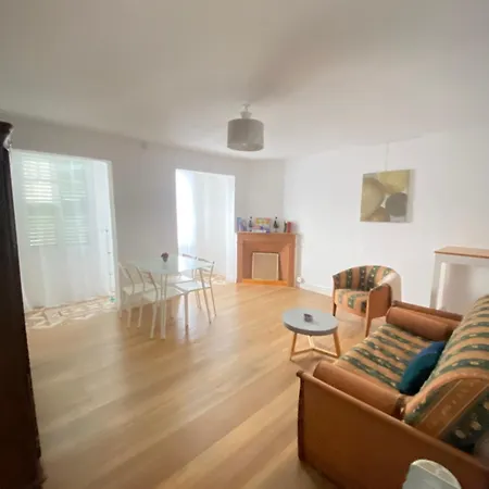 Apartament Entre Montagne Et *